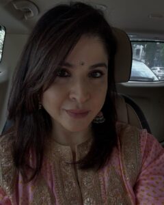 Maheep Kapoor
As the wife of Bollywood producer Sanjay Kapoor, Maheep has her own sense of style and a fiercely loyal personality. Known for her blunt yet loving approach, she’s a fan favorite and brings a bit of spice to the group.